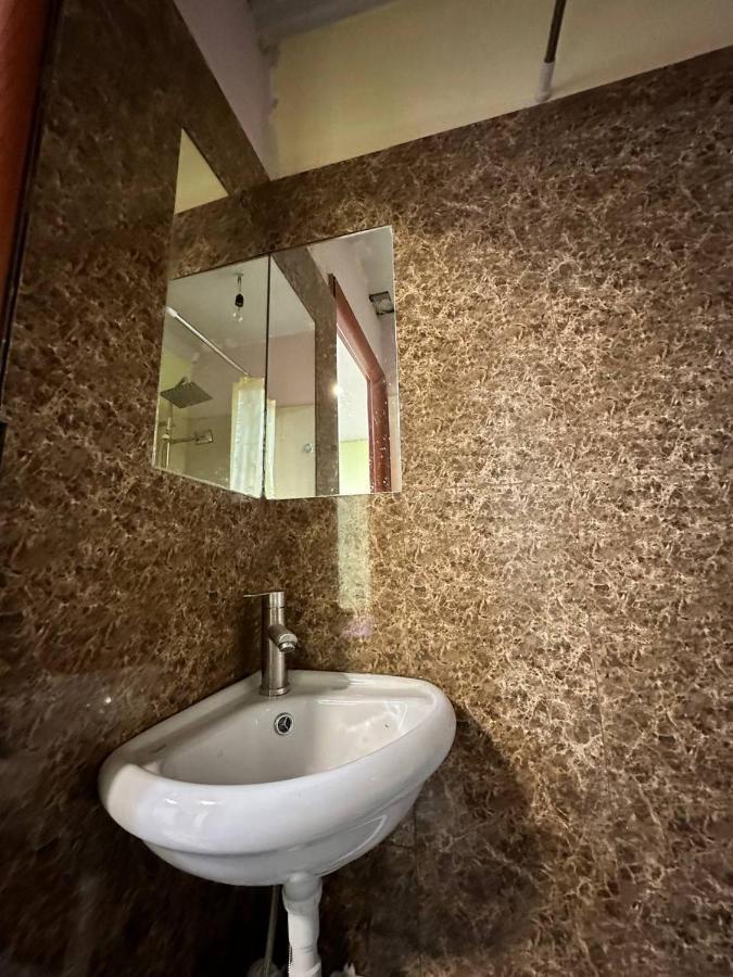 Vahe'S Family Guests House Apartment Yerevan Exterior photo