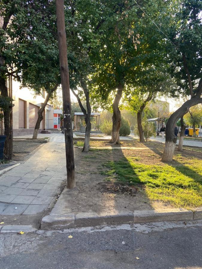 Vahe'S Family Guests House Apartment Yerevan Exterior photo
