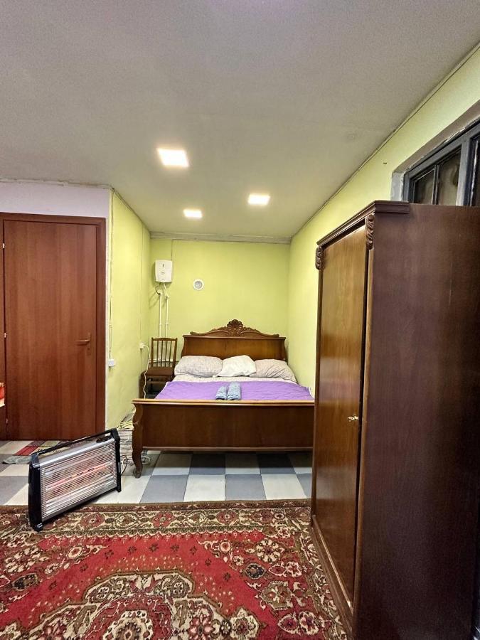 Vahe'S Family Guests House Apartment Yerevan Exterior photo